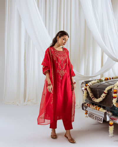 Maroon Muslin Silk Kurta Pant and Dupatta Set