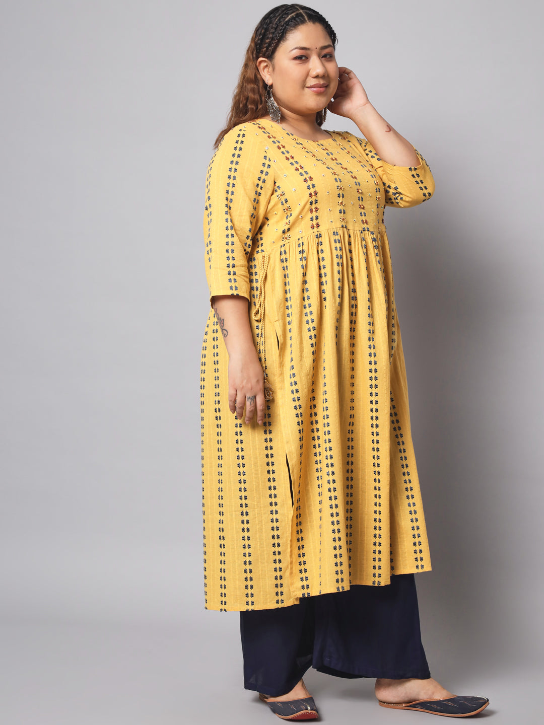 Women Woven Design Cotton Blend A-line Kurta (Yellow)