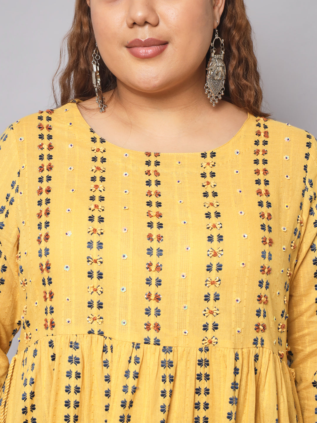 Women Woven Design Cotton Blend A-line Kurta (Yellow)