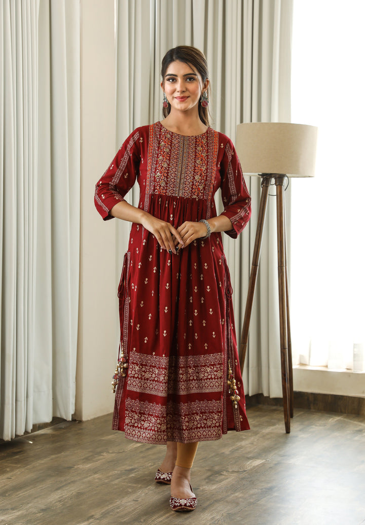 Women Maroon Rayon Slub Nyara Cut A-Line Kurta