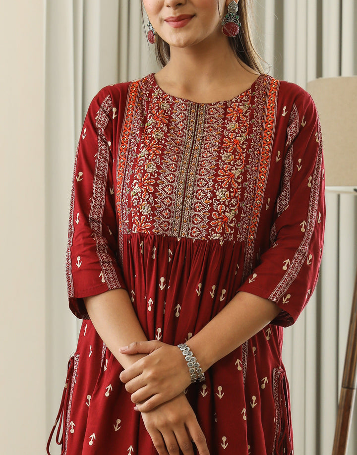 Women Maroon Rayon Slub Nyara Cut A-Line Kurta