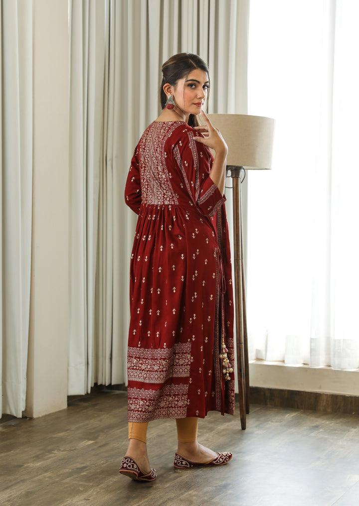 Women Maroon Rayon Slub Nyara Cut A-Line Kurta