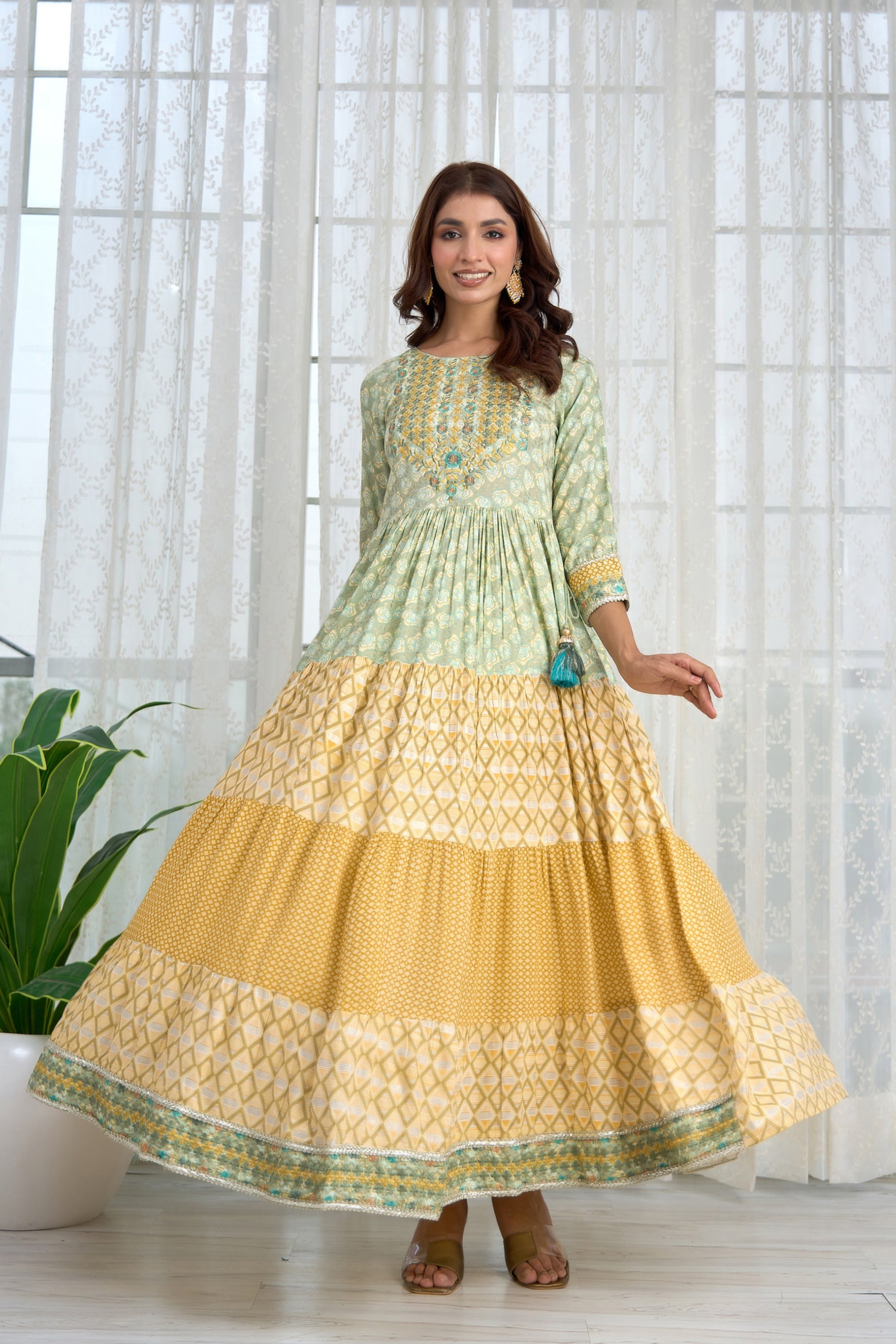 Anarkali Suit Styles To Amp Up Your Fashion Game in 2023