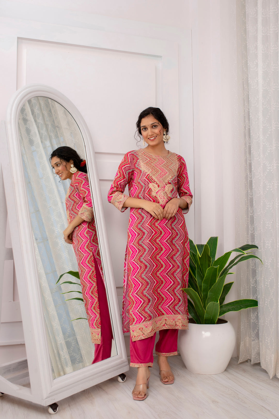 Women's Pink Rayon Foil Straight Kurta Pant and Dupatta With Fancy Potli Set