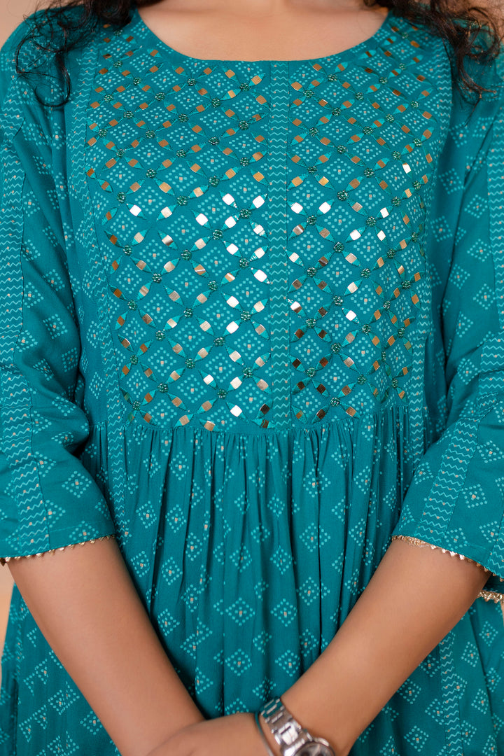 Women's Rayon Turquoise Nyara Cut A-Line Ethnic Set