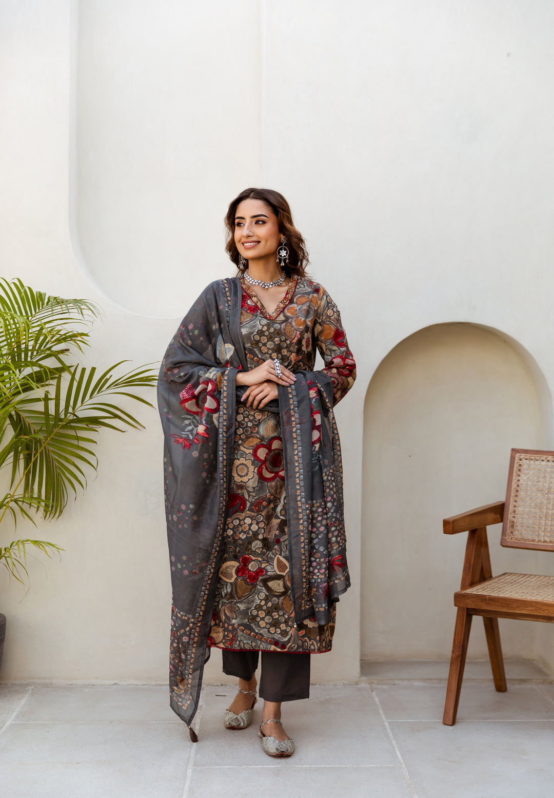 Women's Grey Cotton Kurta Pantand Dupatta Set