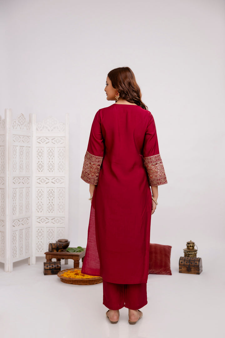 Women's Maroon Muslin Kurta Pantand Dupatta Set