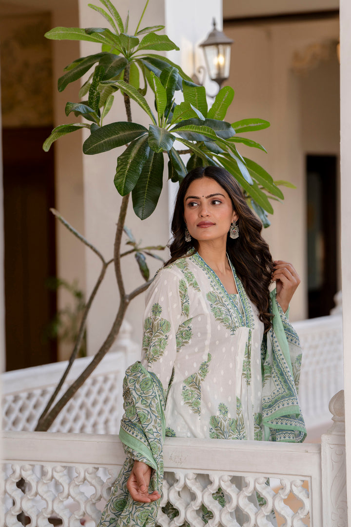 Women's White and Greeen Cotton Kurta, Palazzo & Dupatta Set