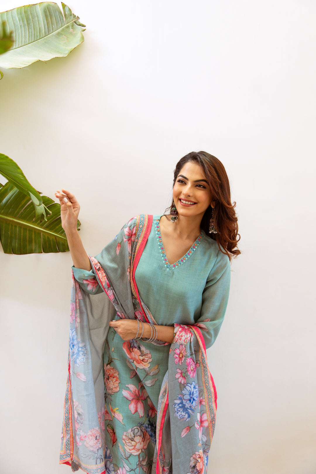 Women's Green Linen Kurta, Palazzo & Dupatta Set