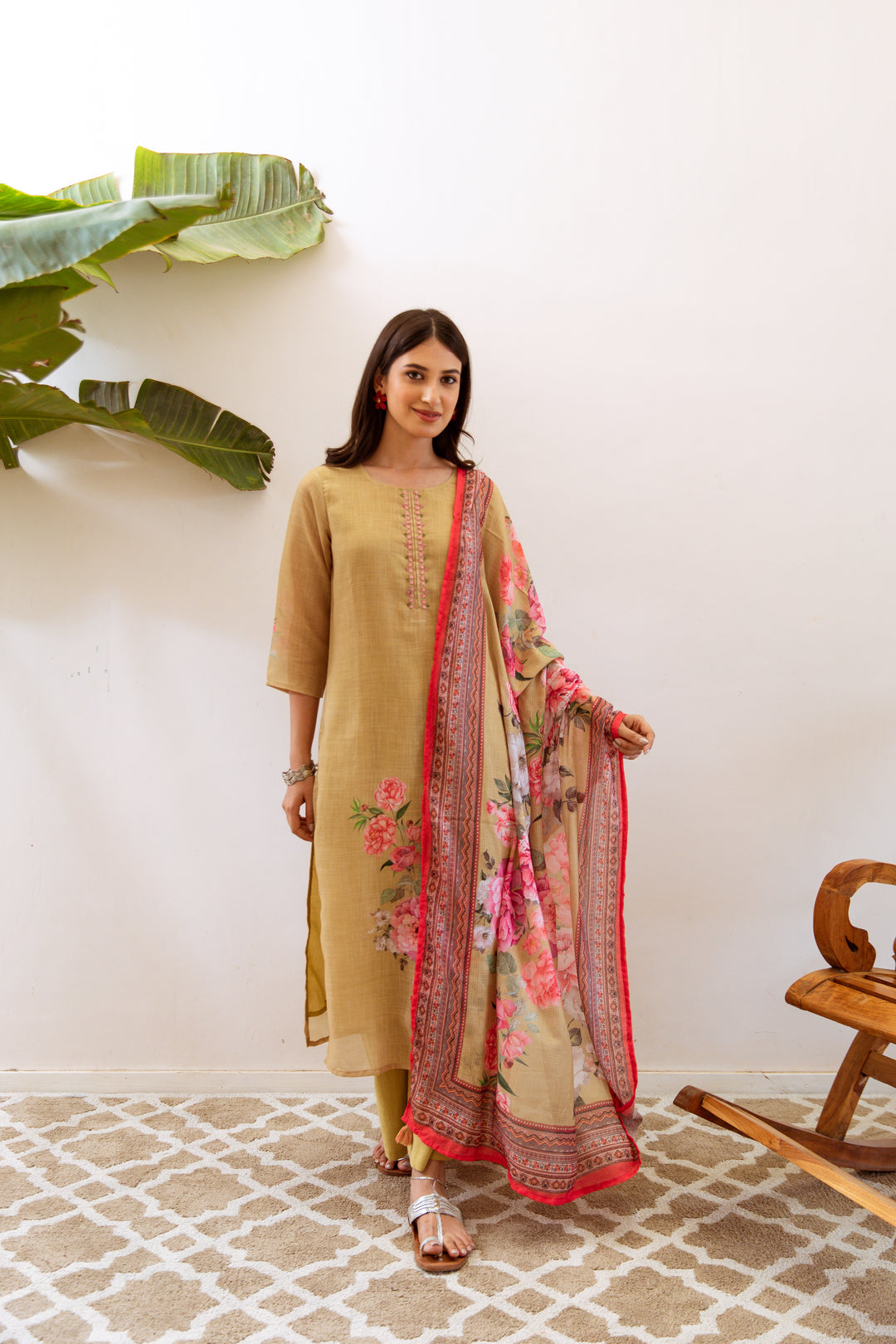 Women's Green Linen Kurta, Palazzo & Dupatta Set