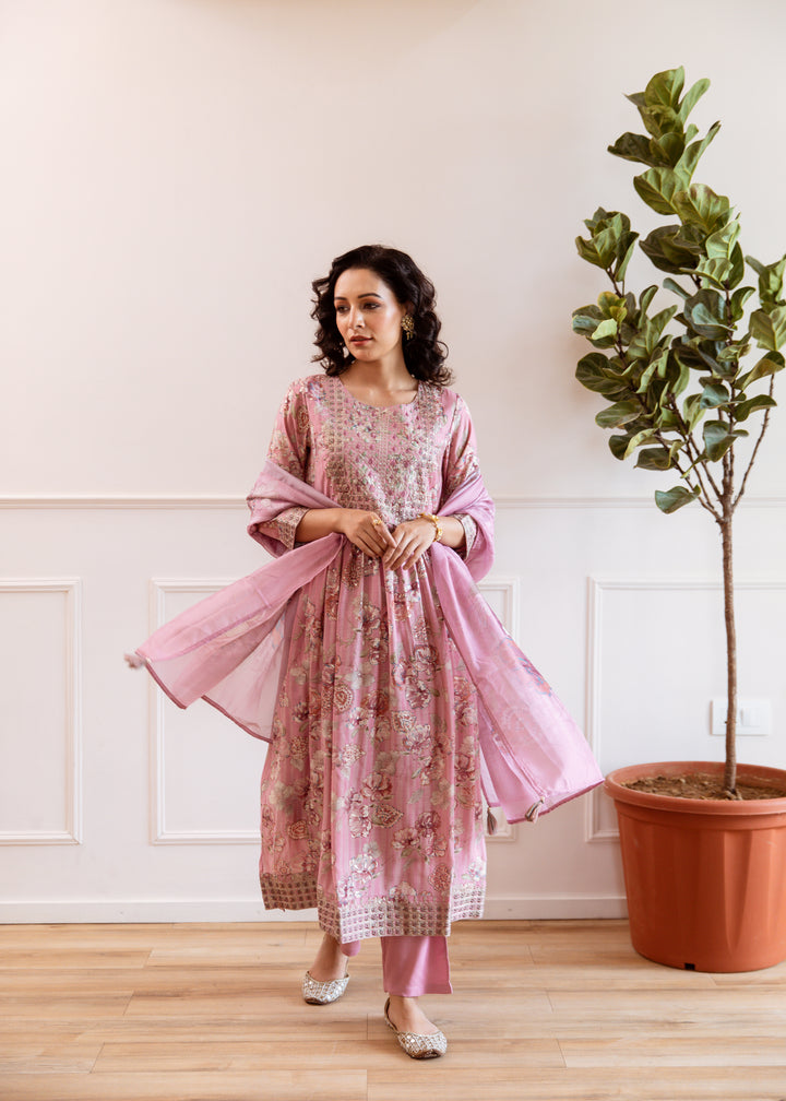 Women's Peach Maslin Kurta, Pant & Dupatta Set