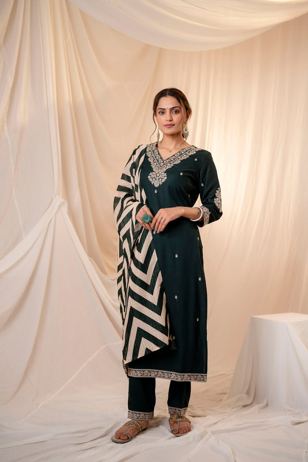 Women's Rama Green Rayon Kurta, Pant & Dupatta Set
