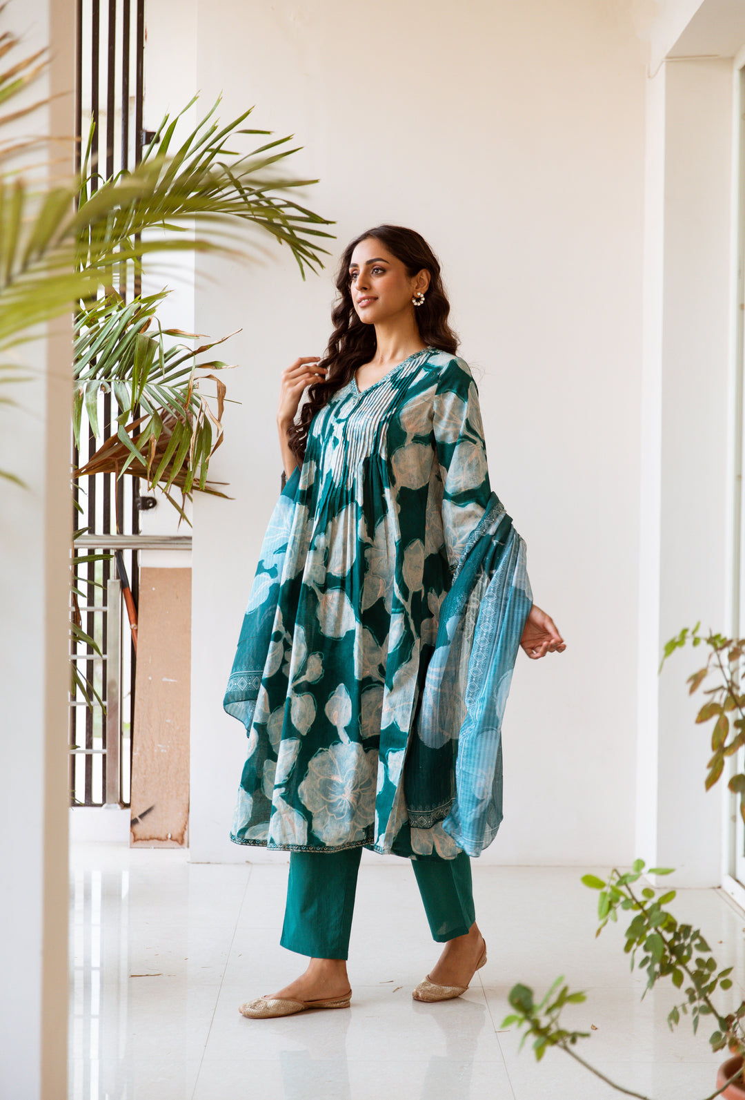 Women's Green Cotton Kurta Pant and Dupatta Set