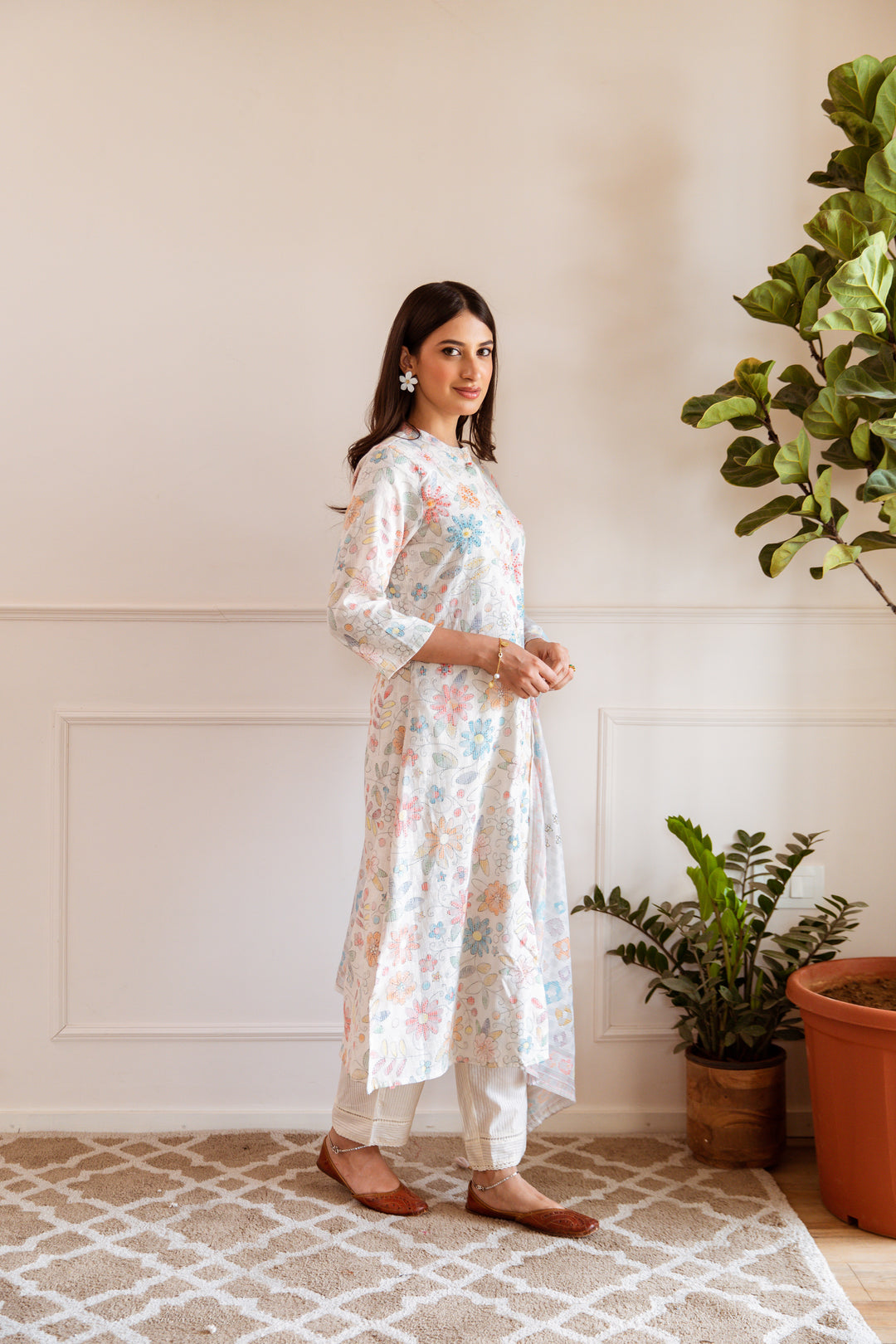 Women's Cream Cotton Kurta Pant and Dupatta Set