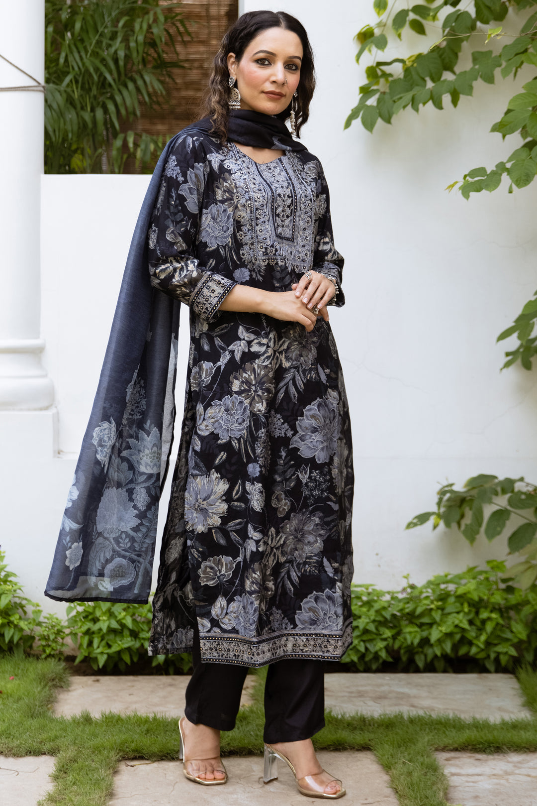 Women's Black Cotton 60*60 Kurta Pant and Dupatta Set