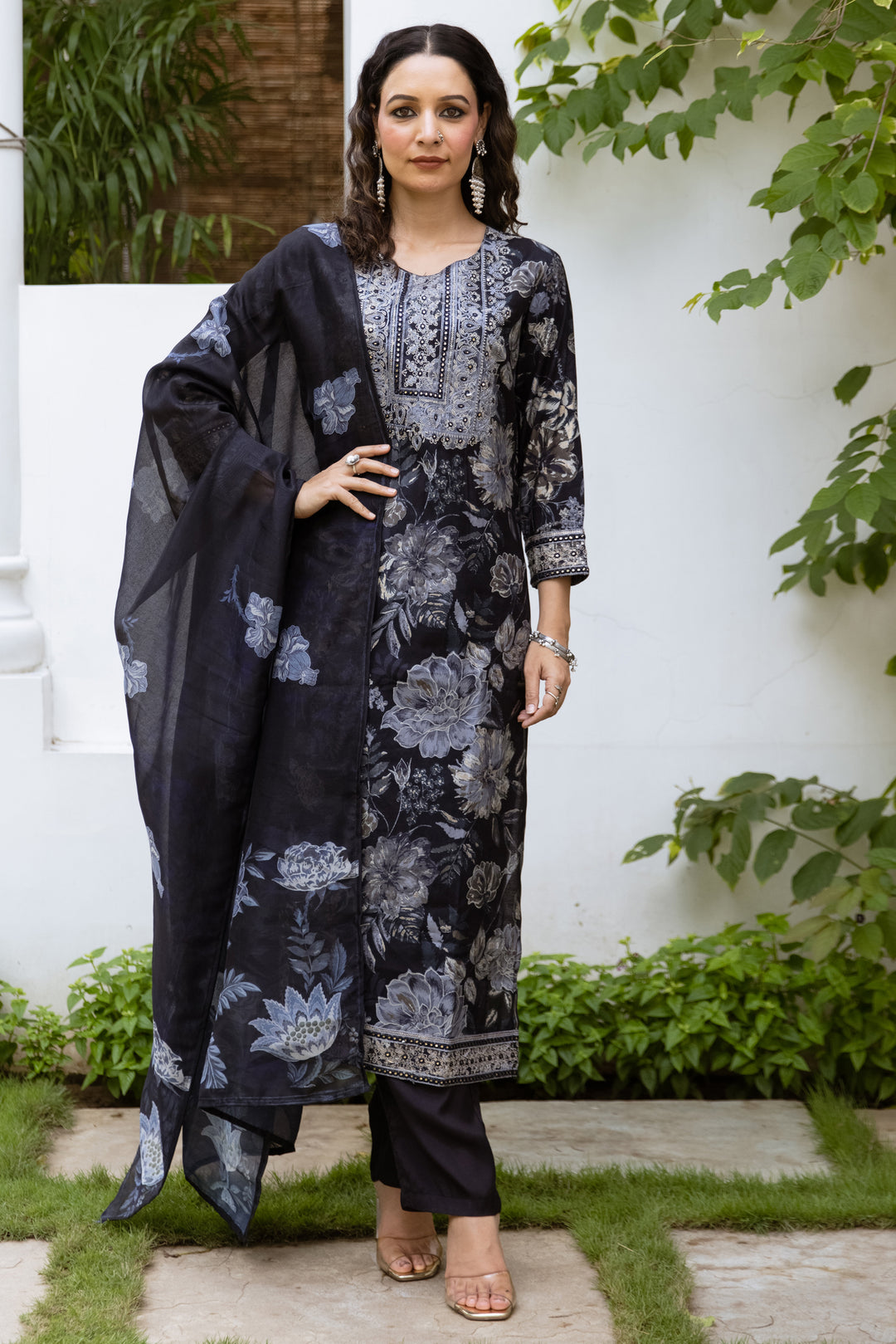 Women's Black Cotton 60*60 Kurta Pant and Dupatta Set