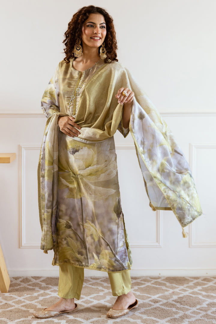 Women's Green: Grey Tissue Silk Kurta Pant and Dupatta Set