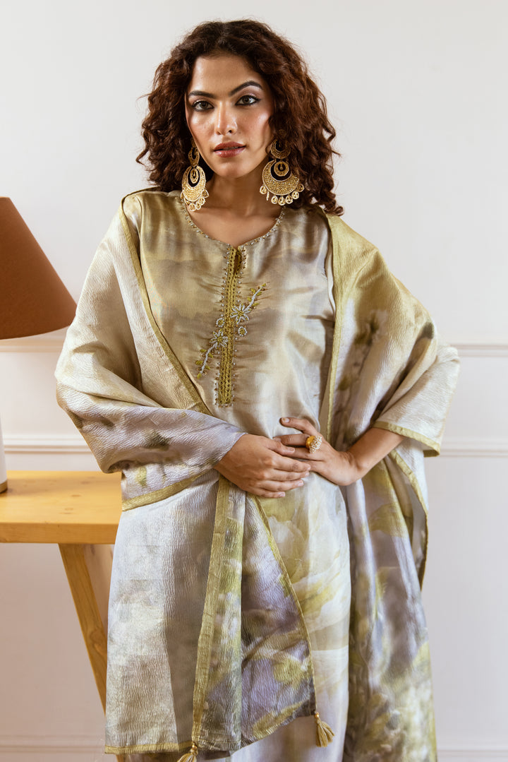 Women's Green: Grey Tissue Silk Kurta Pant and Dupatta Set