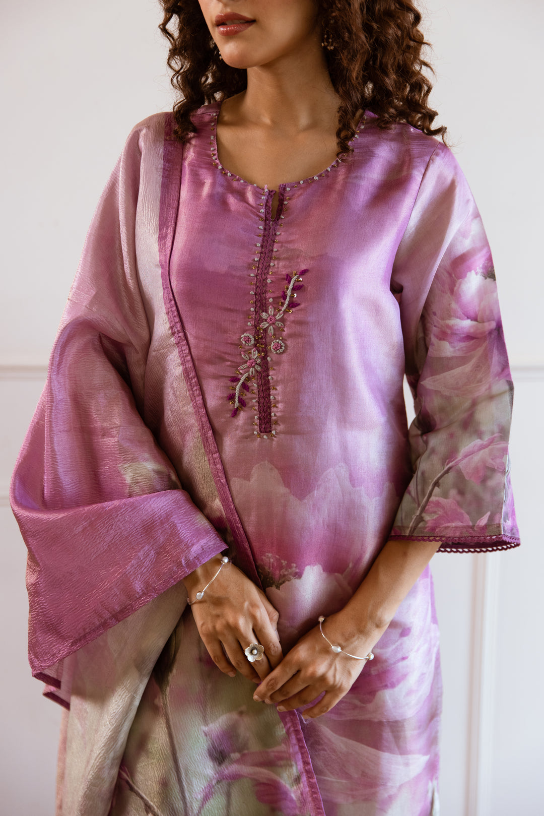 Women's Purple: Grey Tissue Silk Kurta Pant and Dupatta Set