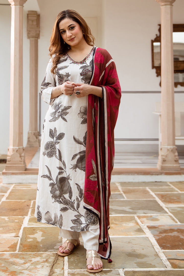 Women's White: Black Viscose Muslin Kurta Pant and Dupatta Set