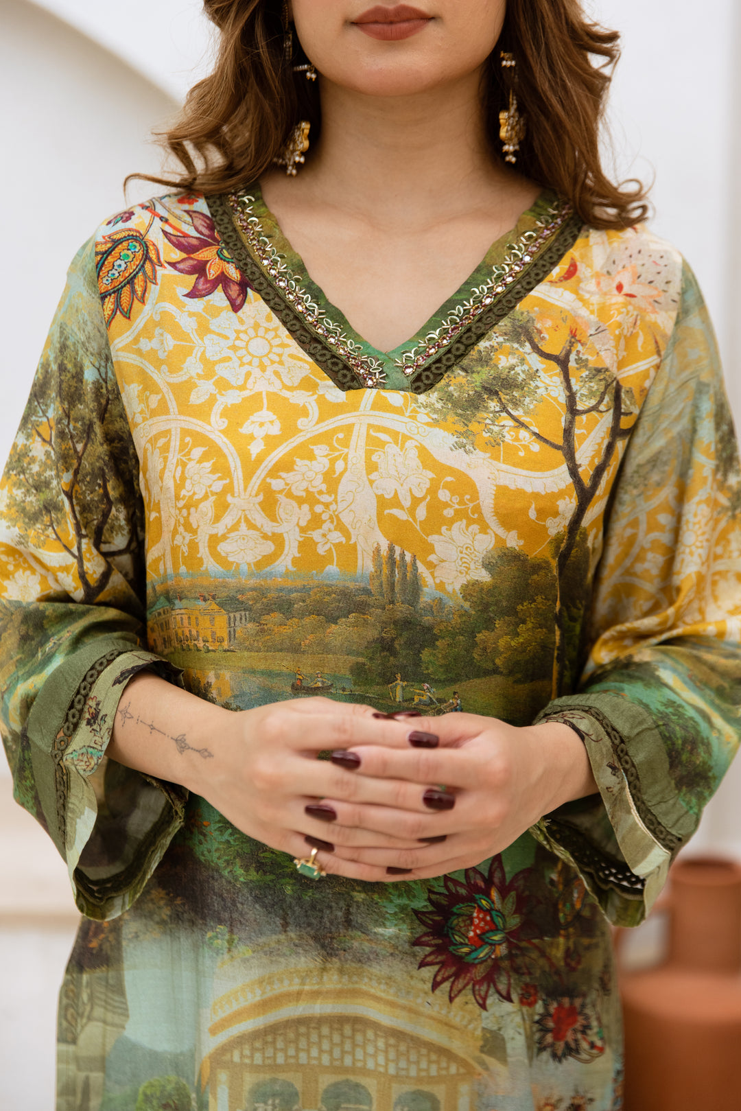 Women's Multicolor Viscose Muslin Kurta and Pant Set