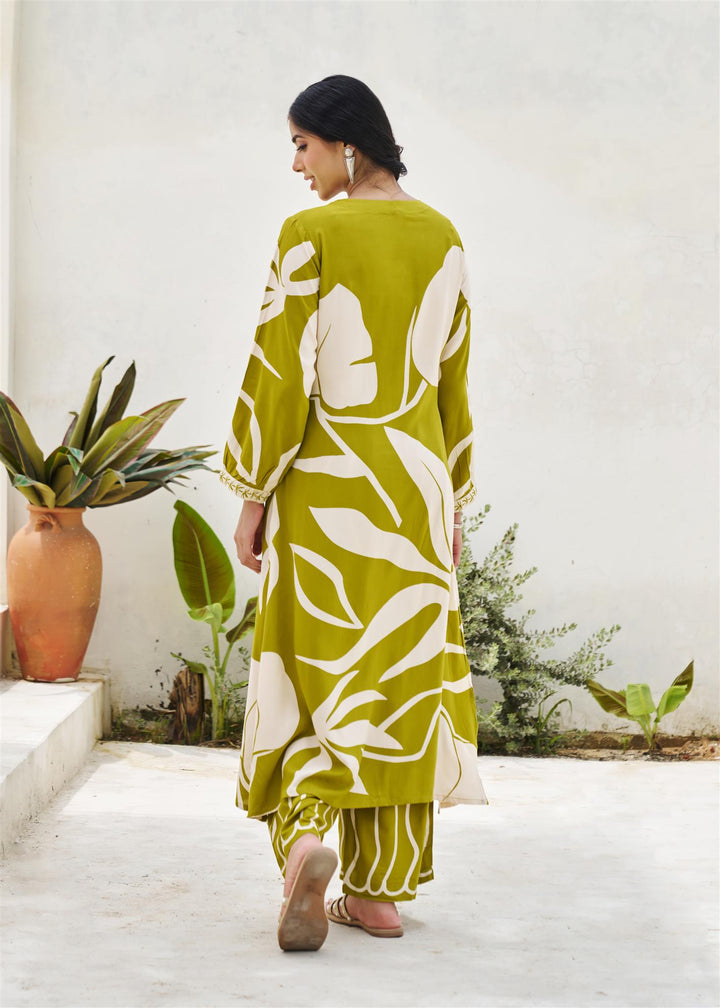 Nehamta Women's Olive Green German Rayon Kurta & Palazzo Set