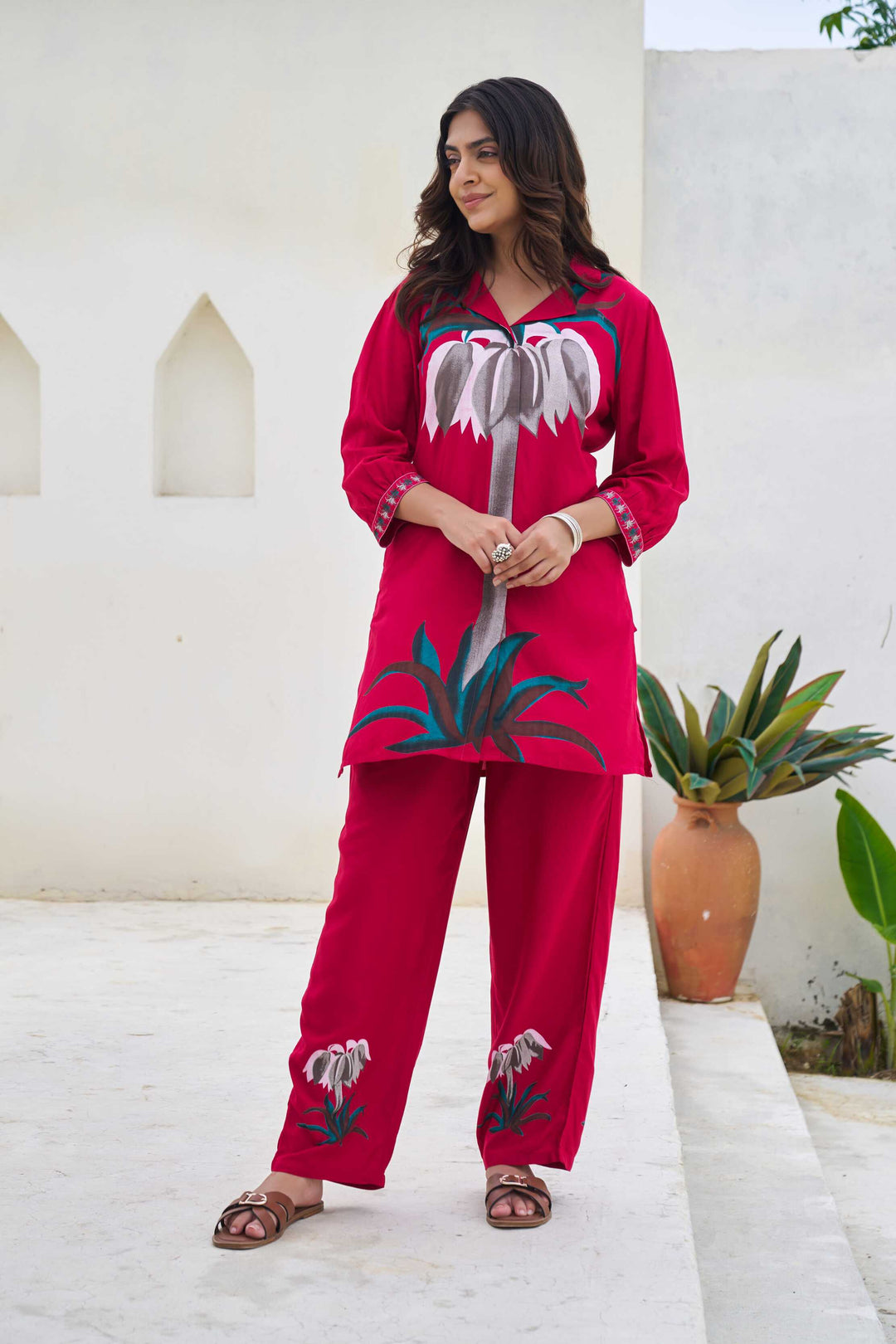 Nehamta Women's Rani Pink Viscose Rayon Short Kurta With Pant