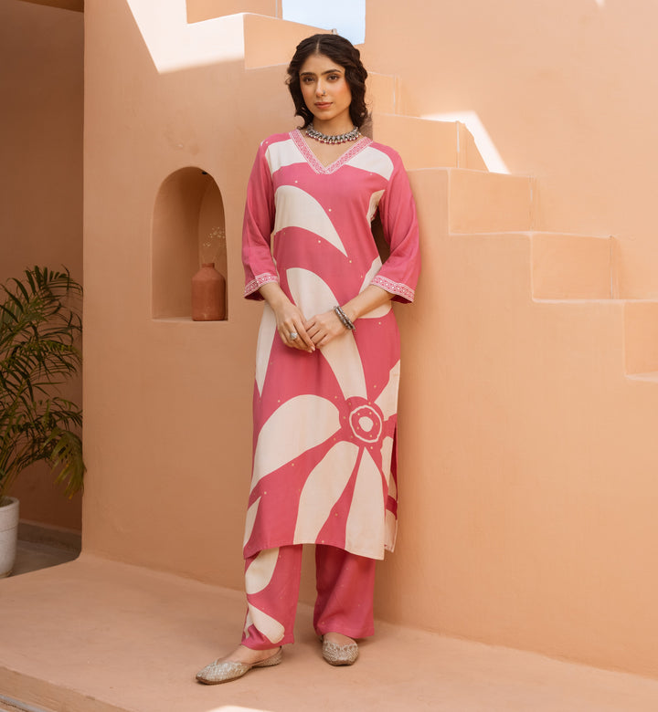 Nehamta Women's Pink German Rayon Kurta & Palazzo Set