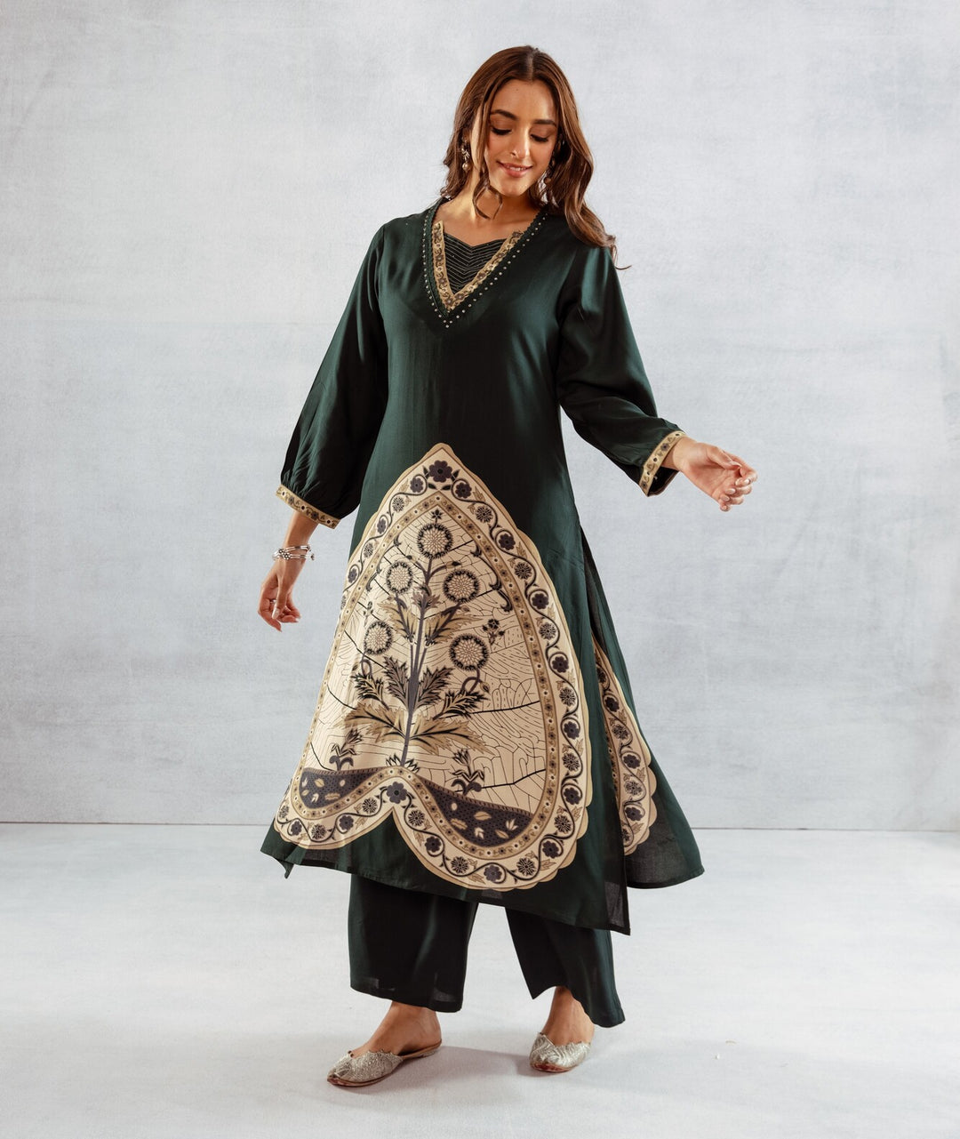 Nehamta Women's Green German Rayon Kurta & Palazzo Set