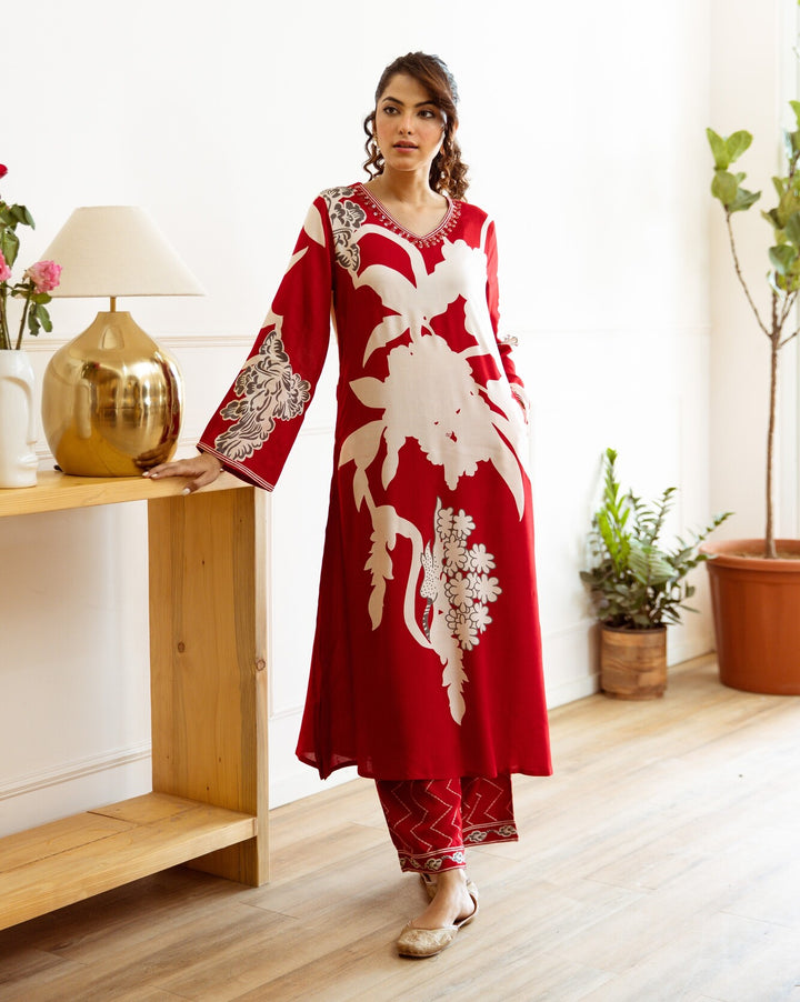 Nehamta Women's Red German Rayon Kurta & Palazzo Set