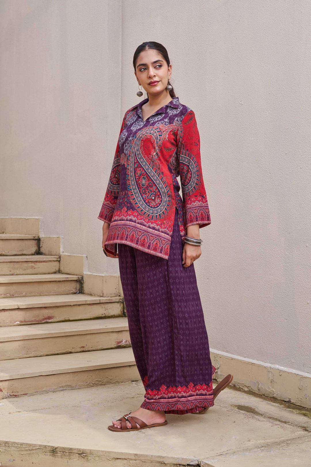 Nehamta Women's Black Rayon Short Kurta With Palazzo Co-Ords Set