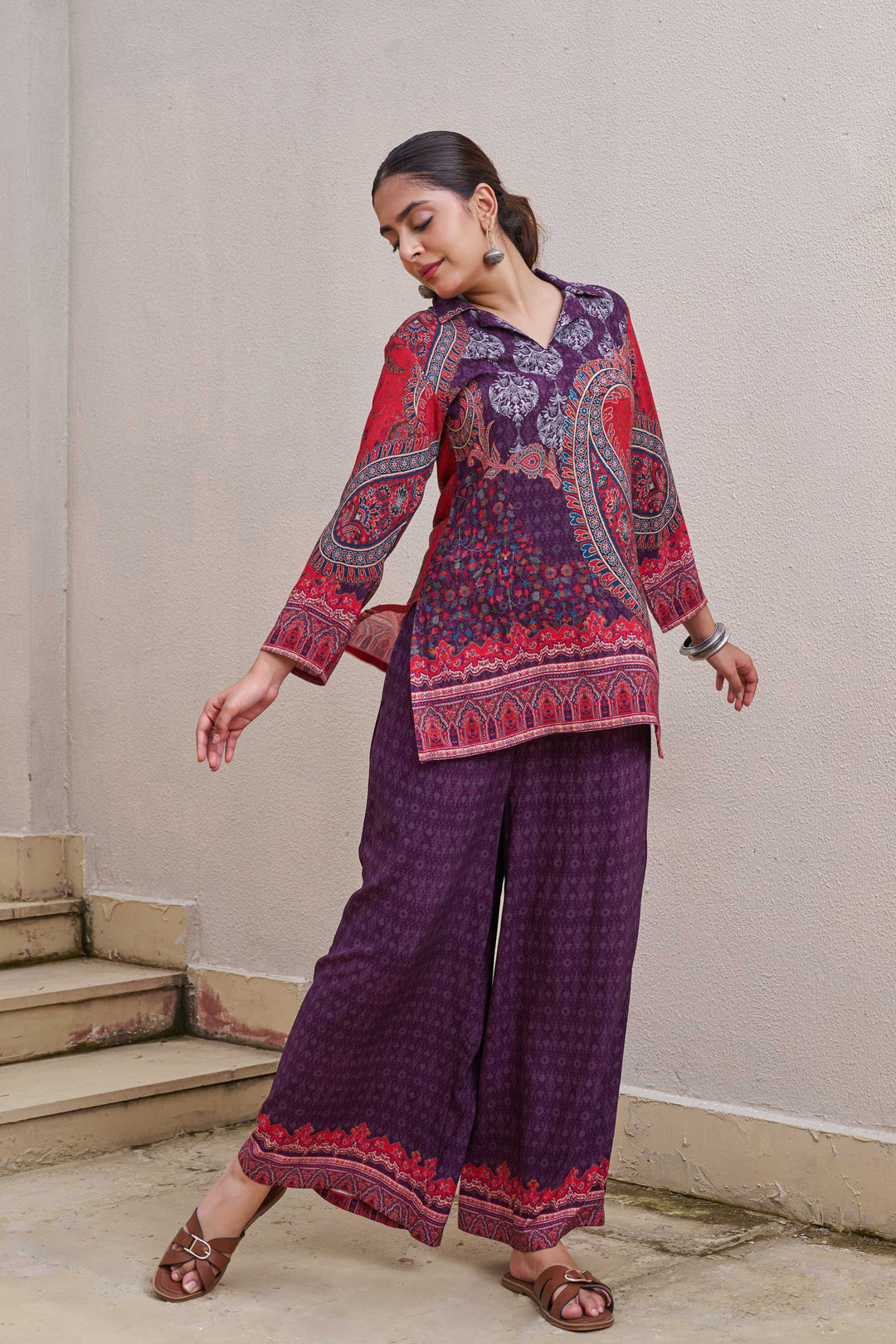 Nehamta Women's Black Rayon Short Kurta With Palazzo Co-Ords Set