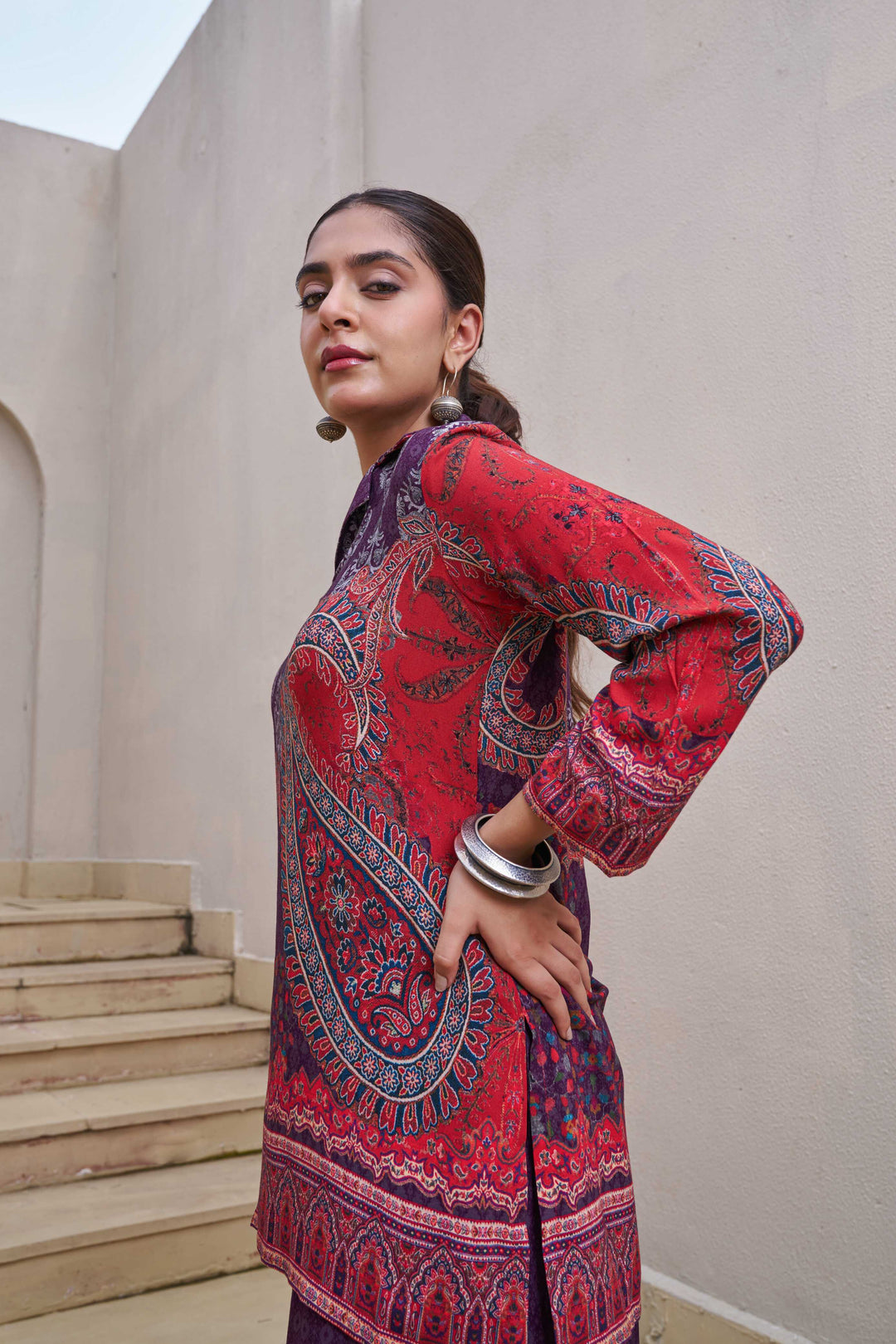 Nehamta Women's Black Rayon Short Kurta With Palazzo Co-Ords Set