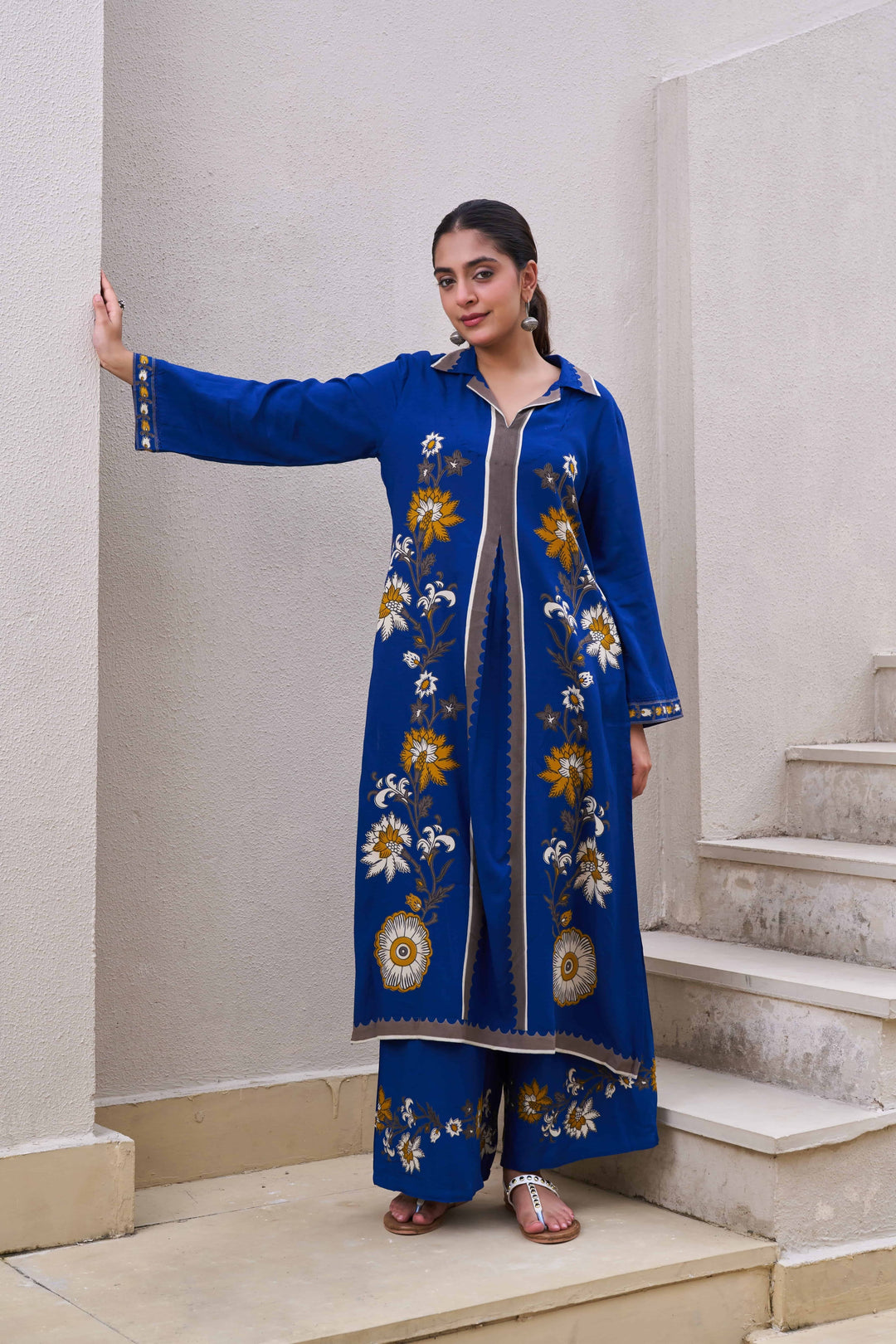 Nehamta Women's Blue German Rayon Kurta & Palazzo Set