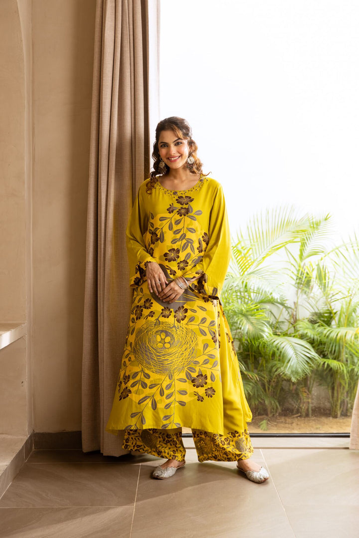 Nehamta Women's Lime Green German Rayon Kurta & Palazzo Set