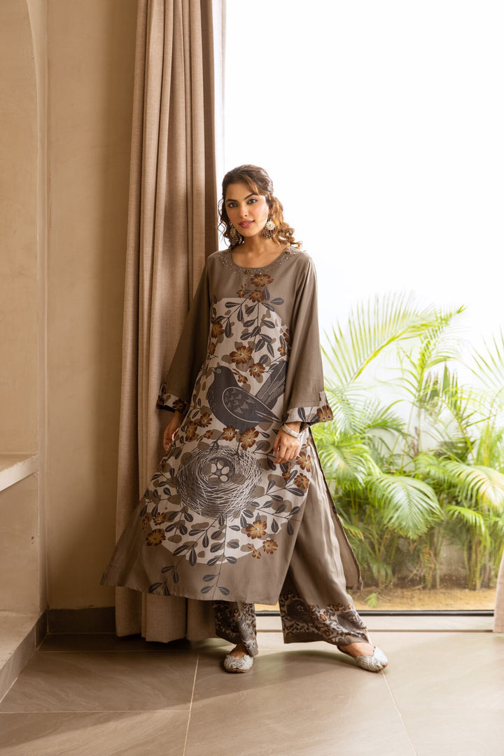 Nehamta Women's Grey German Rayon Kurta & Palazzo Set