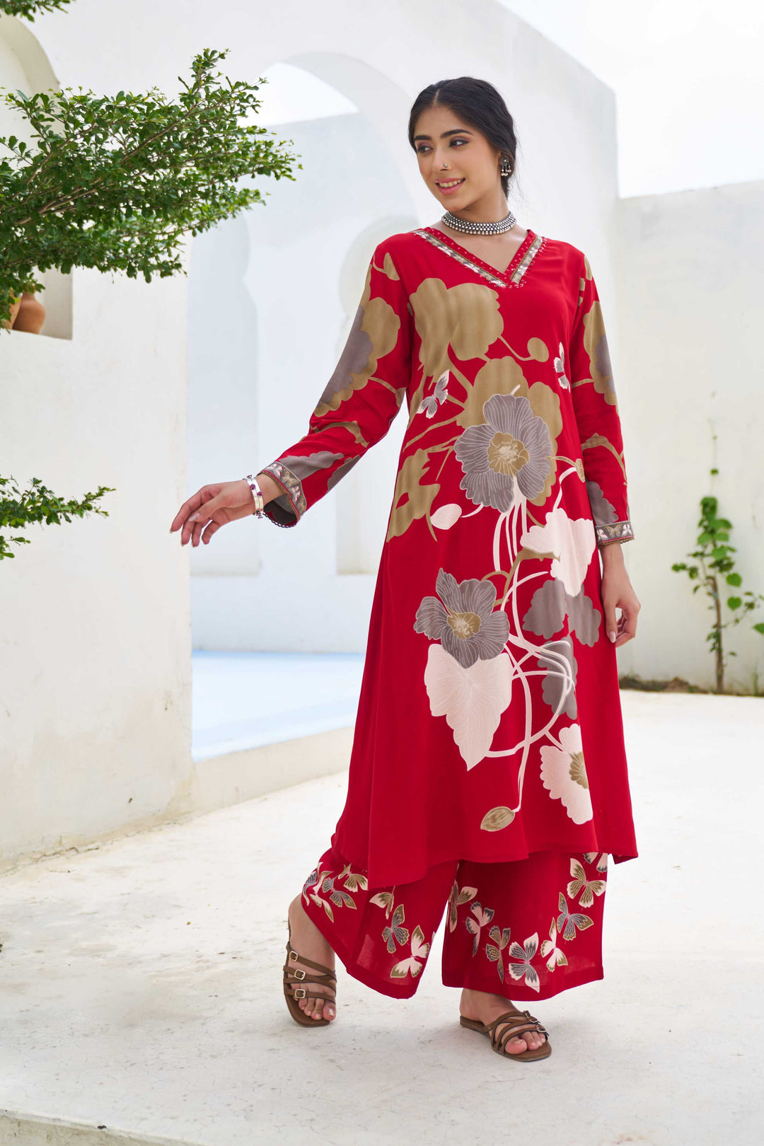 Nehamta Women's Red German Rayon Kurta & Palazzo Set