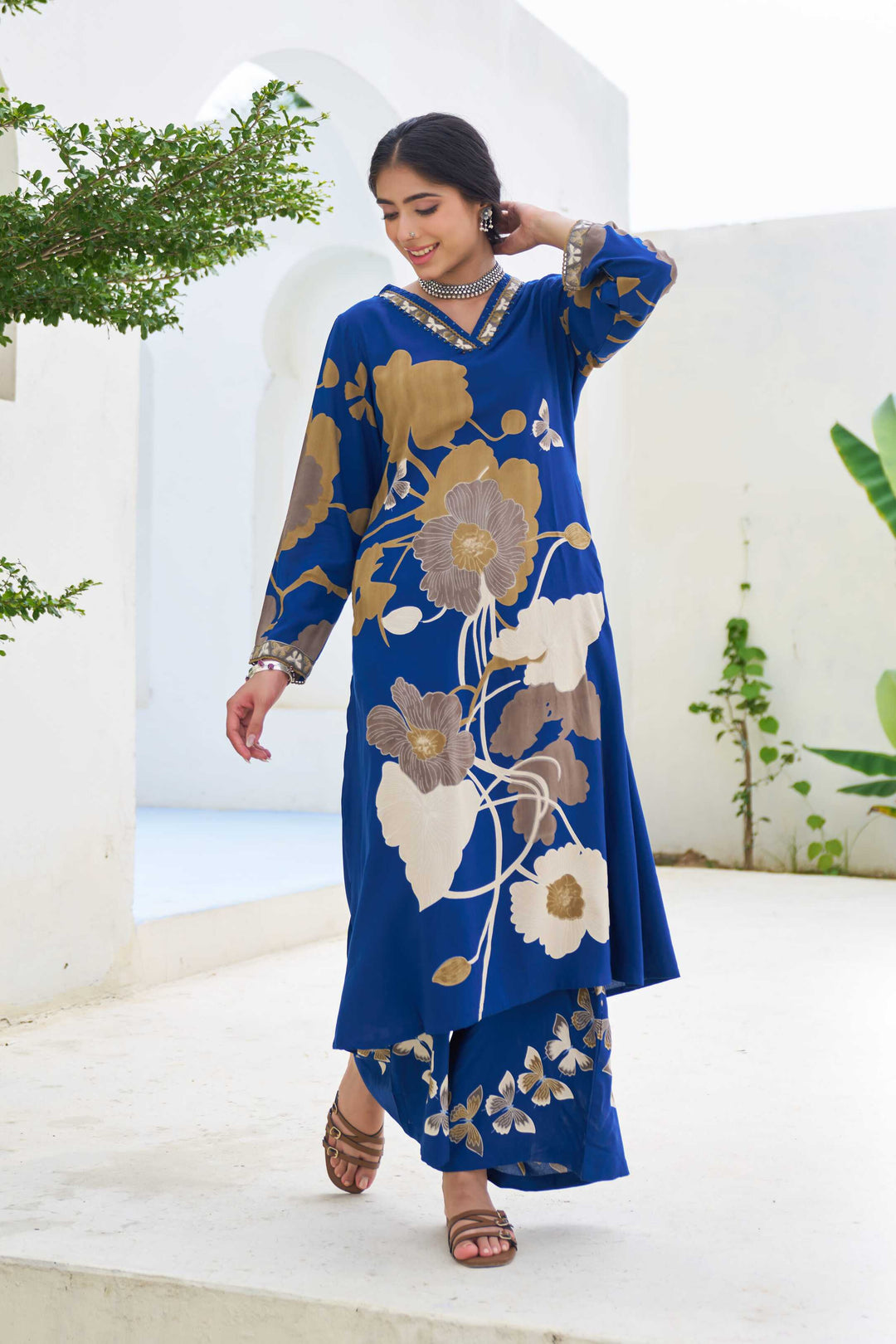 Nehamta Women's Blue German Rayon Kurta & Palazzo Set