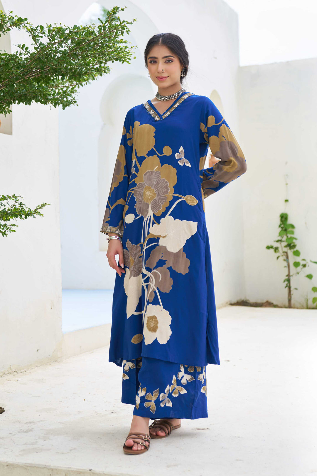 Nehamta Women's Blue German Rayon Kurta & Palazzo Set