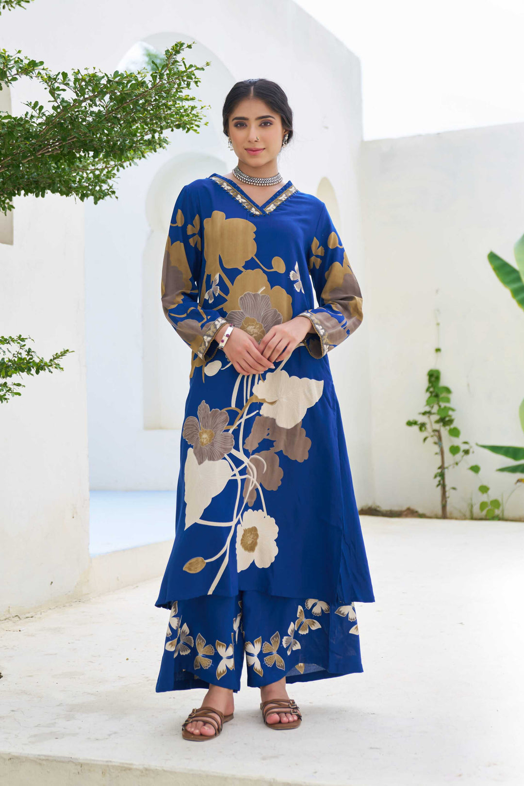 Nehamta Women's Blue German Rayon Kurta & Palazzo Set