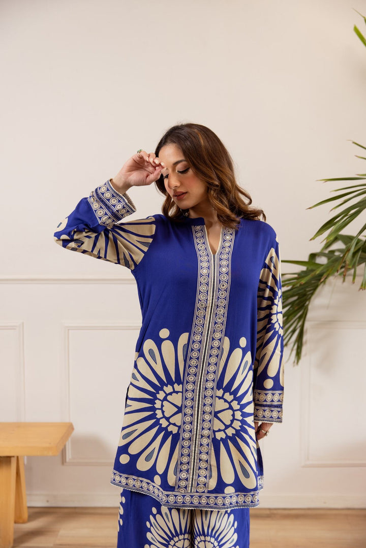 Nehamta Women's Blue German Rayon Kurta & Palazzo Set