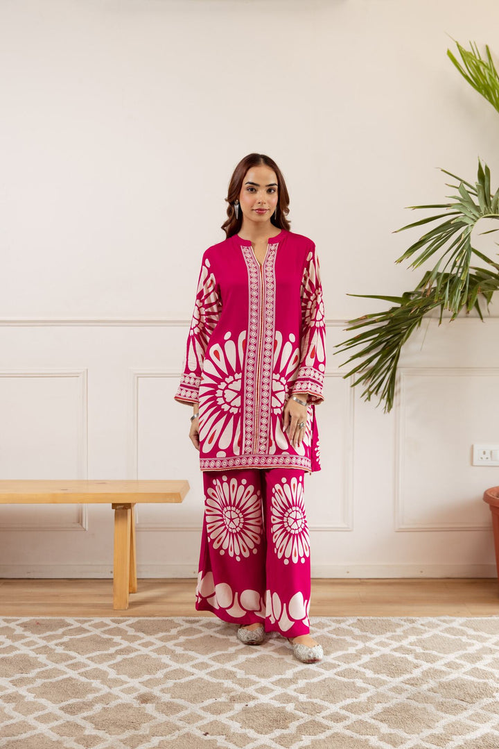 Nehamta Women's Rani German Rayon Kurta & Palazzo Set