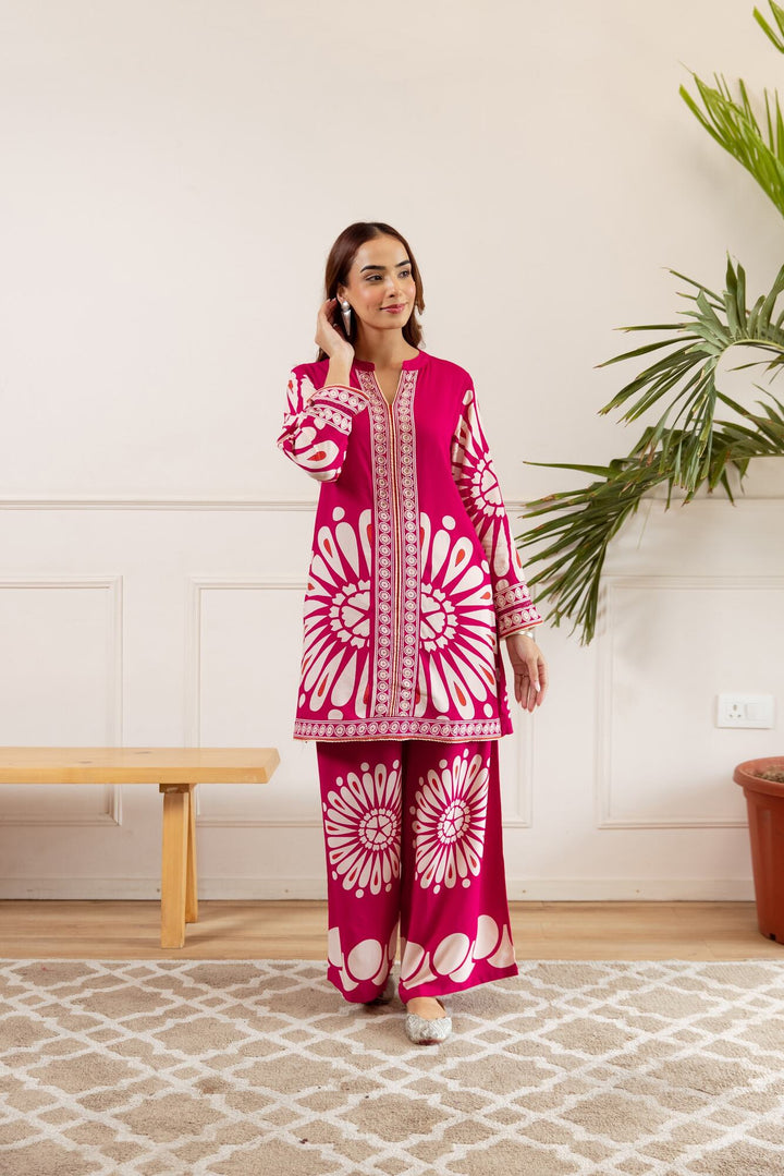 Nehamta Women's Rani German Rayon Kurta & Palazzo Set