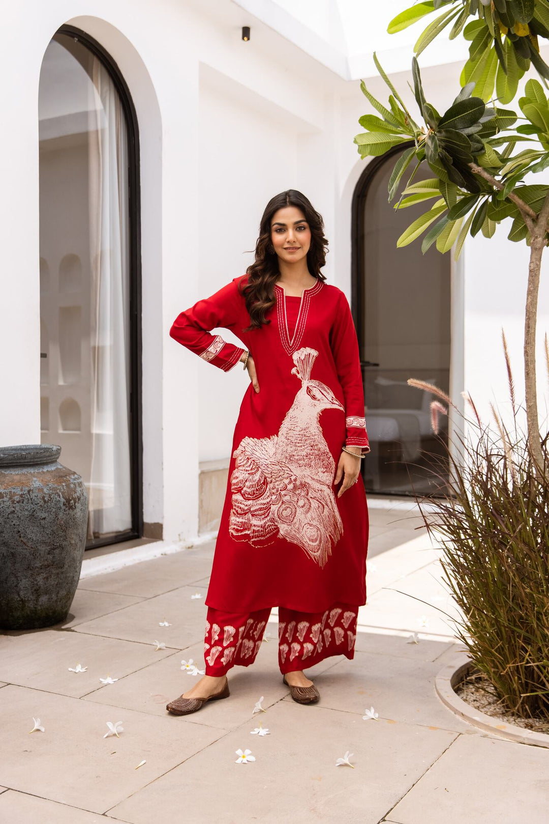 Nehamta Women's Red German Rayon Kurta & Palazzo Set