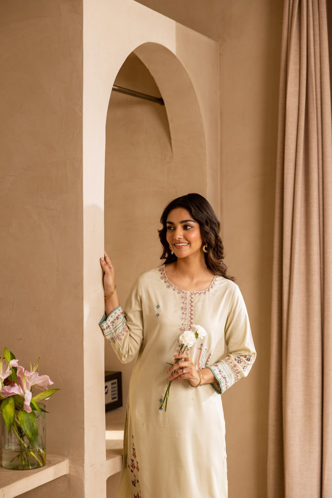 Nehamta Women's Cream German Rayon Kurta & Palazzo Set