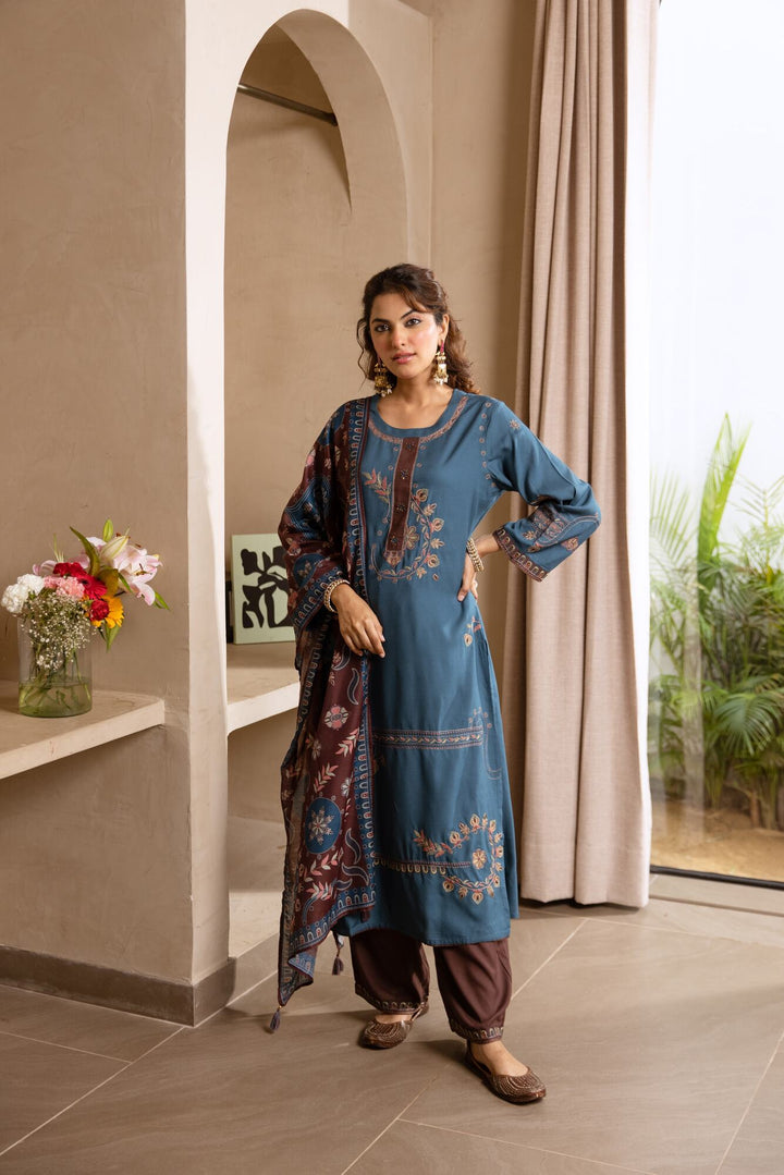 Nehamta Women's Grey German Rayon Kurta, Palazzo & Dupatta Set