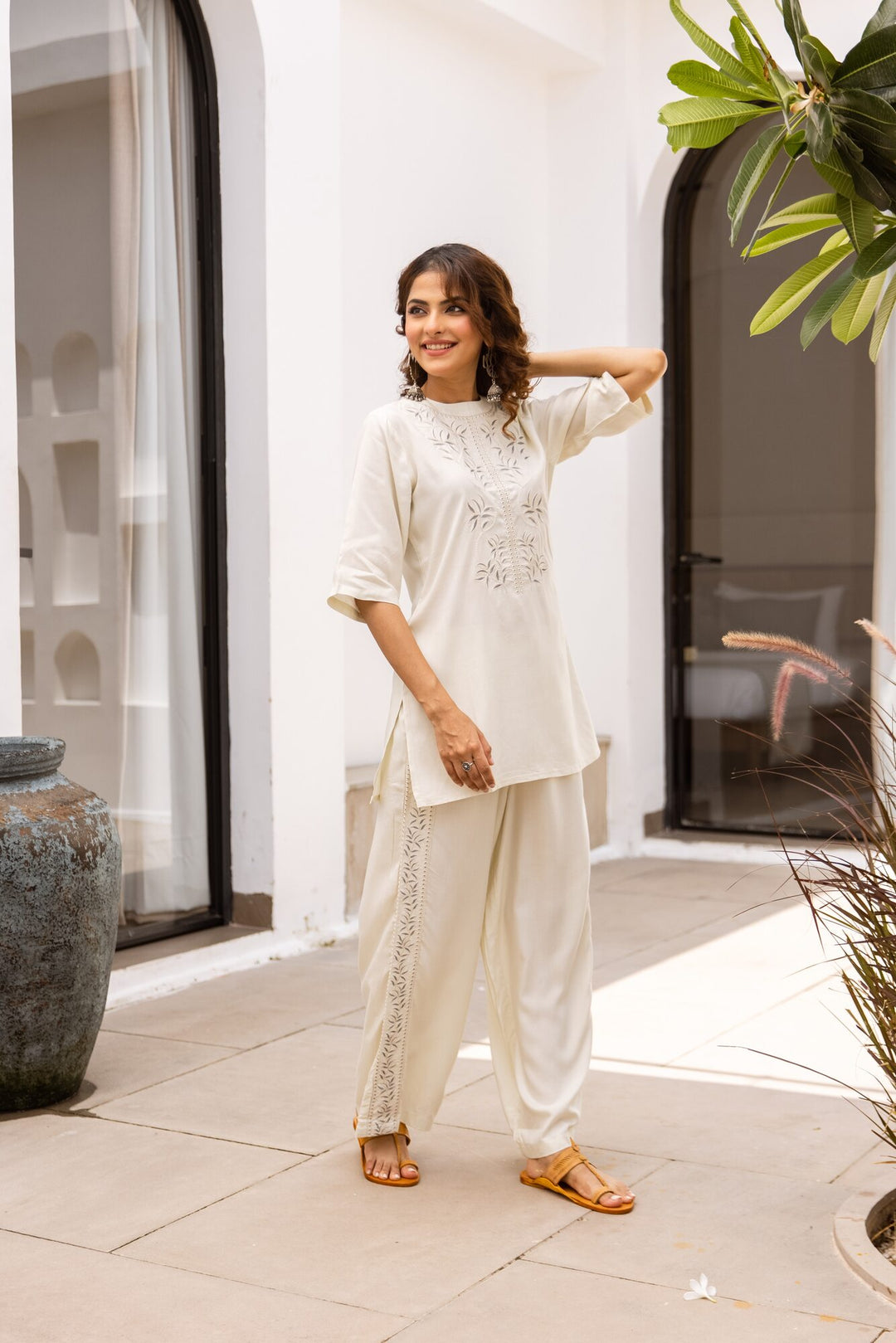 Nehamta Women's White German Rayon Tunic & 1 Pant Co-Ords Set