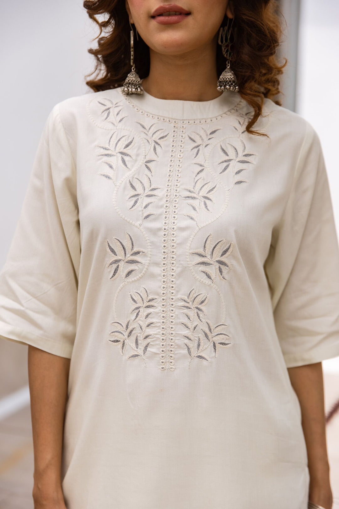 Nehamta Women's White German Rayon Tunic & 1 Pant Co-Ords Set