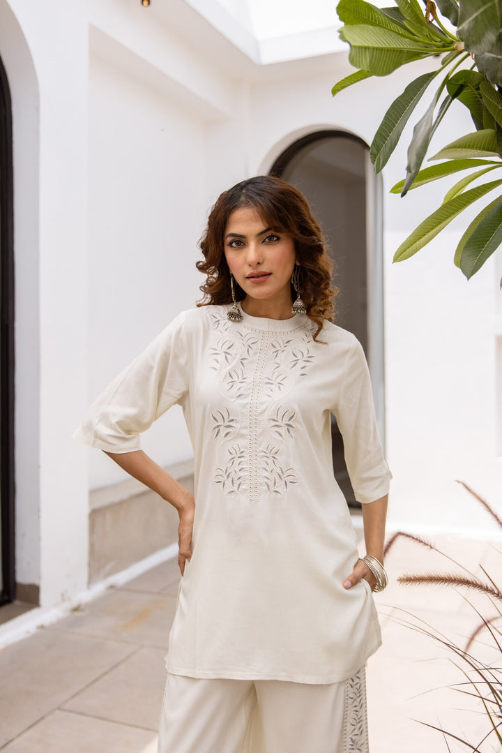 Nehamta Women's White German Rayon Tunic & 1 Pant Co-Ords Set