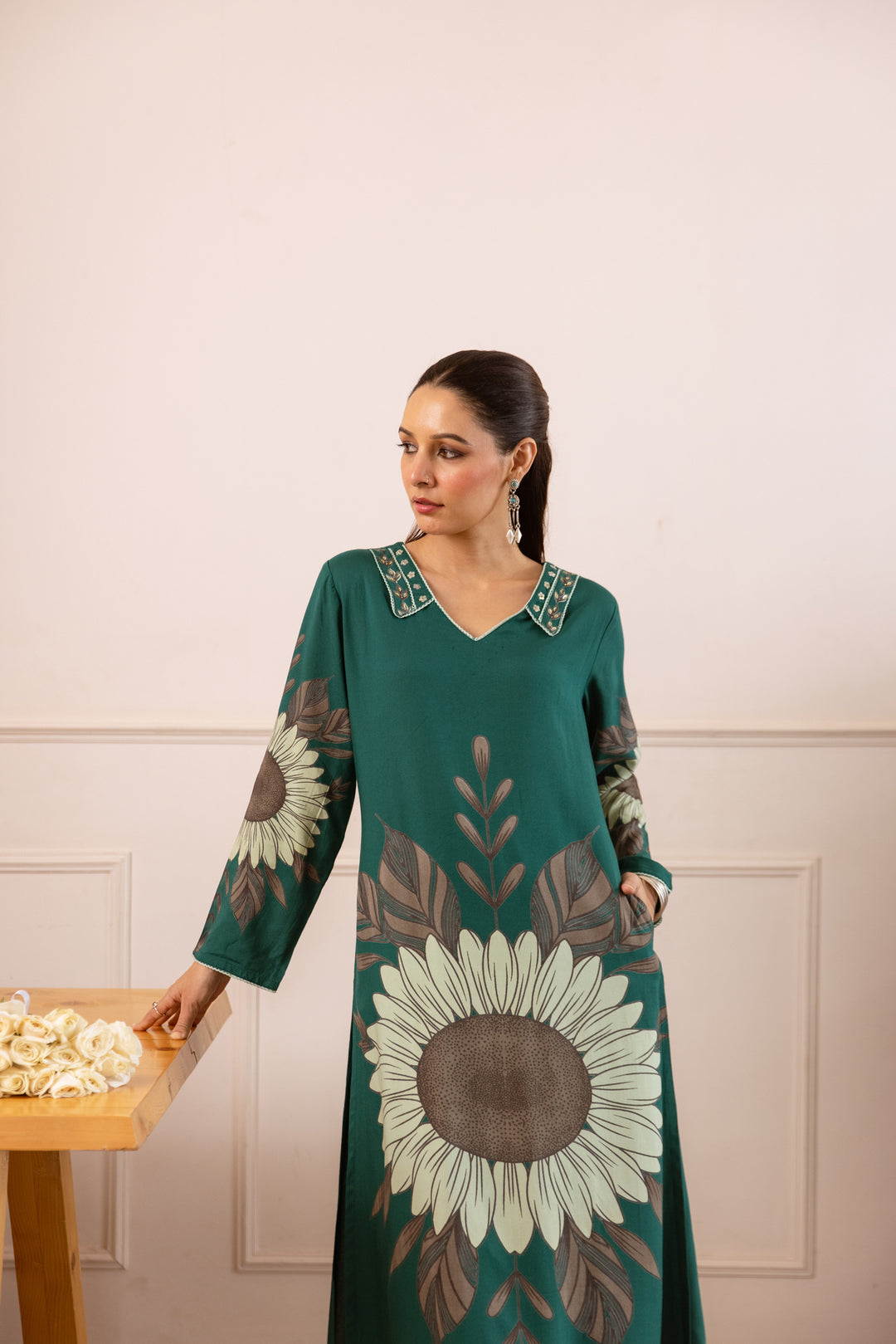 Nehamta Women's Green German Rayon Kurta With Palazzo Set